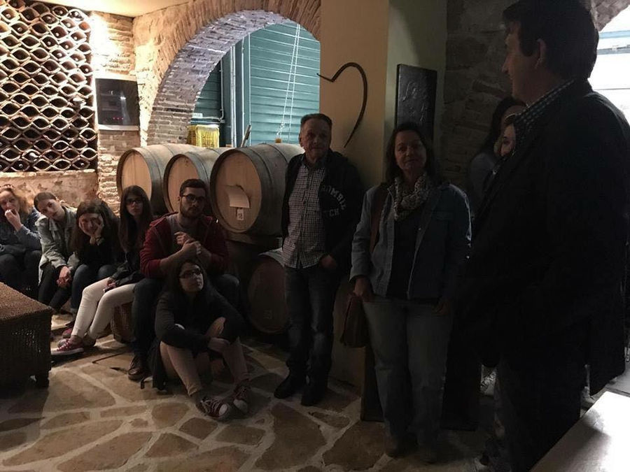 l4Cifm_nikolou winery 16.jpg